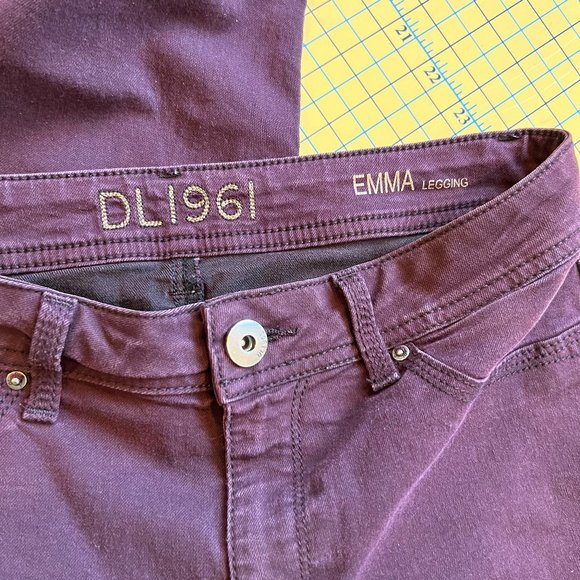 DL1961 Emma Legging Stretch Jeans in Geode color. Sz 29 - Picture 6 of 8